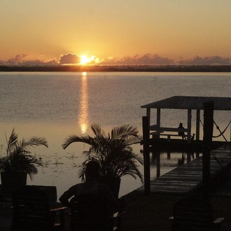 Tropic Bacalar Hotel Bagian luar foto